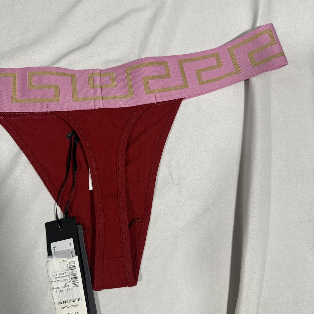 NWT $75 VERSACE [ Womens size 5 ] Iconic Thong In Parade Red & Fuschia T2237 - Picture 10 of 10